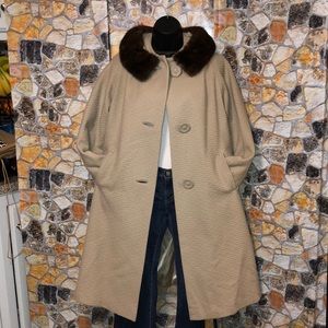 Michel Daniel womens coat M